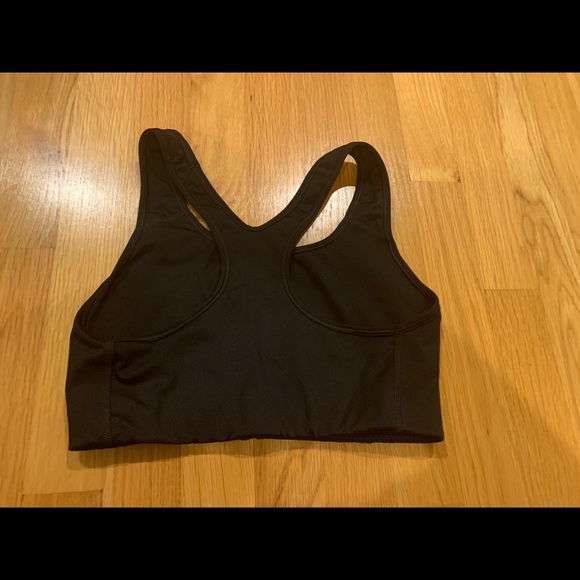 nike basic sports bra - Picture 2 of 3